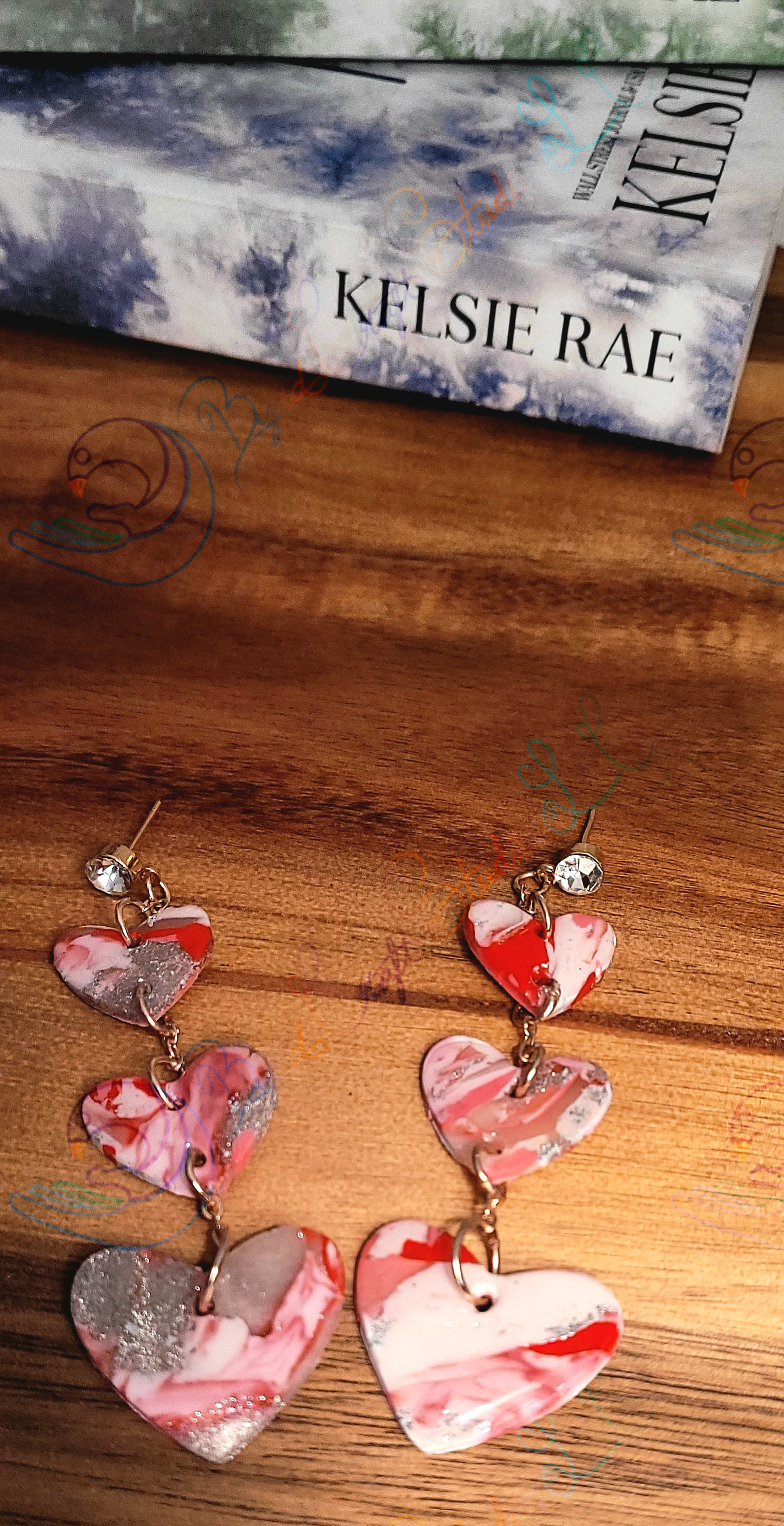 💖 Marbled Heart Dangle Earrings